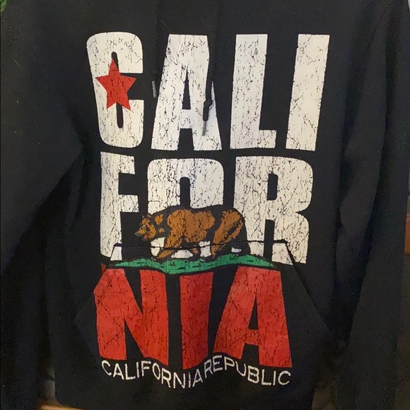 2/$10- California Hoodie Hoodie Sweatshirt - Picture 3 of 7